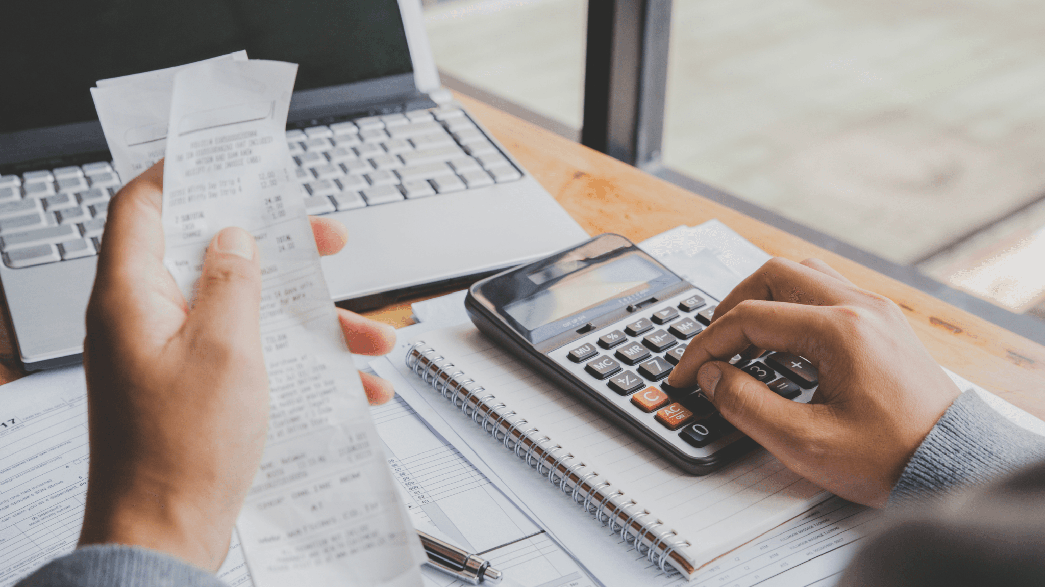 Cover Image for Professional Accountants Share Key Tips To Set Yourself Up For Success Next Year End